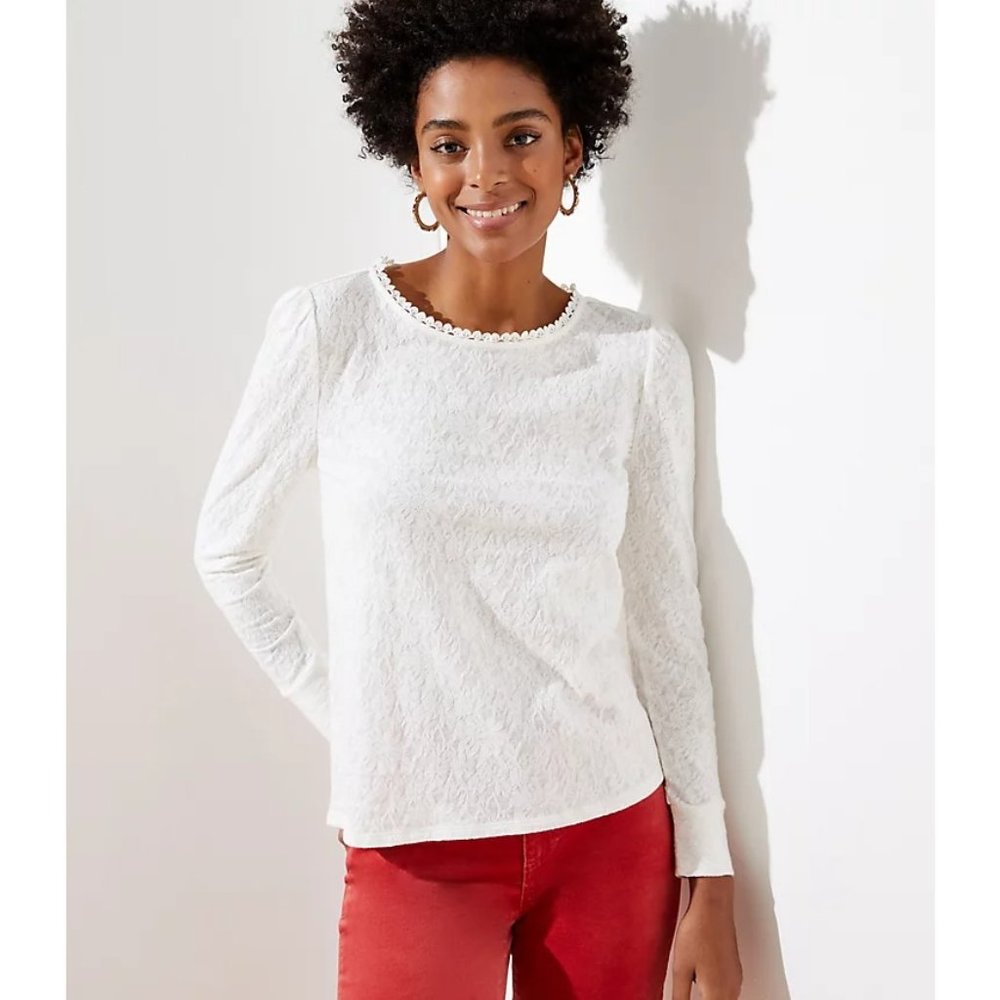 LOFT Lace Textured Keyhole Back Top M